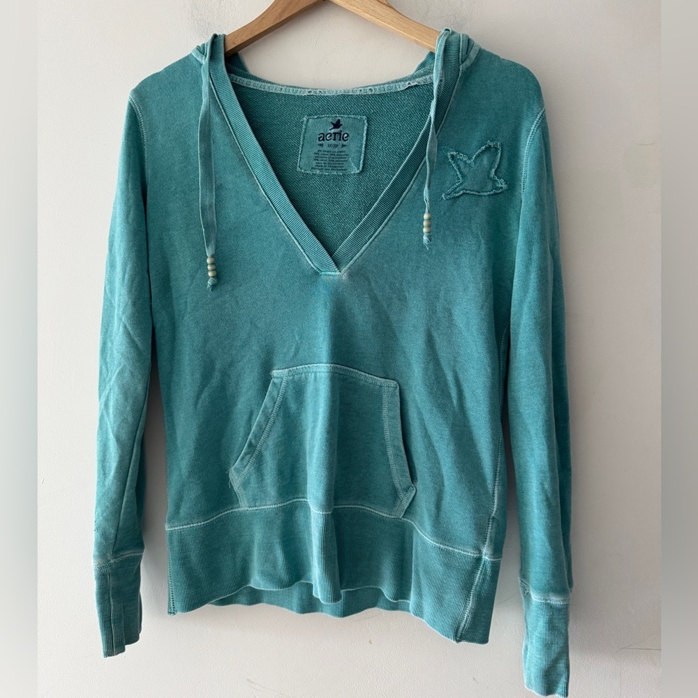 Aerie Y2K Old Logo Teal V Neck Hoodie Adorable Beaded Drawstrings